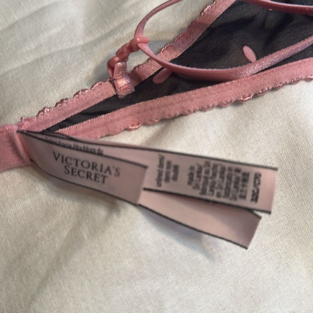 Victoria’s Secret bra 32C (3100) - Picture 5 of 5